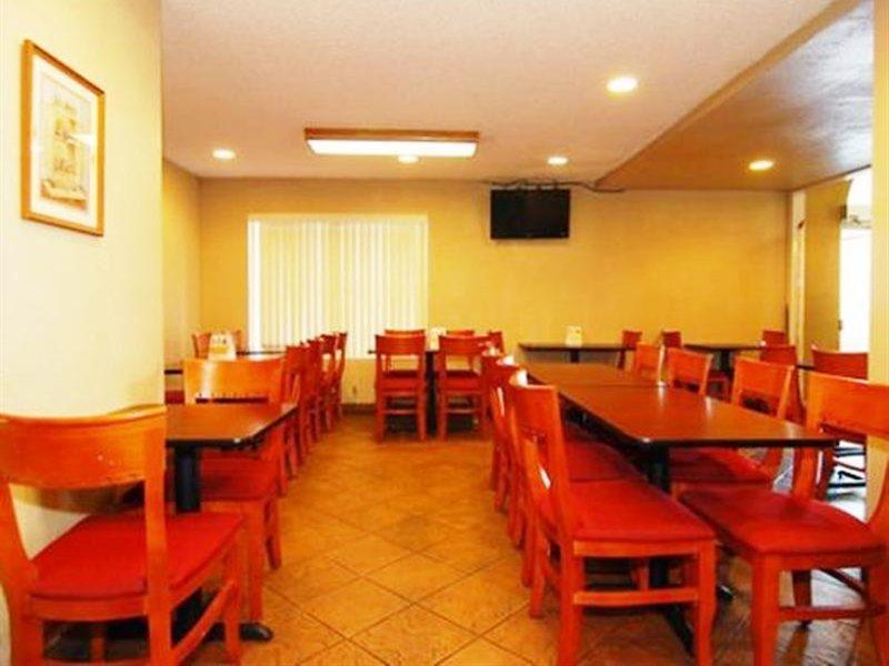 Red Roof Inn & Suites Oklahoma City Southwest Restaurant foto